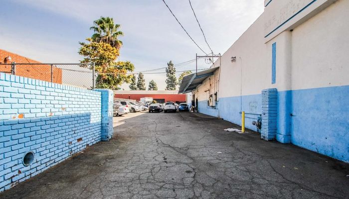 Warehouse Space for Sale at 2634 S Hill St Los Angeles, CA 90007 - #9