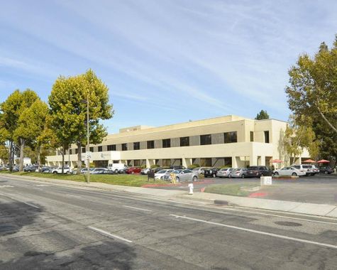 350 Oakmead Pkwy