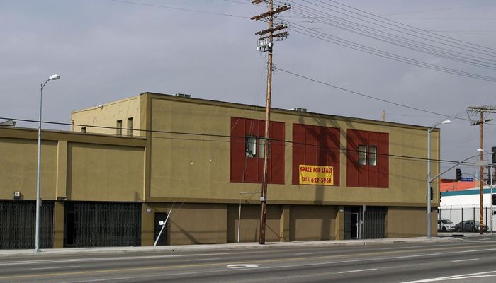 Warehouse Space for Rent at 2001-2031 S Santa Fe Ave Los Angeles, CA 90021 - #2