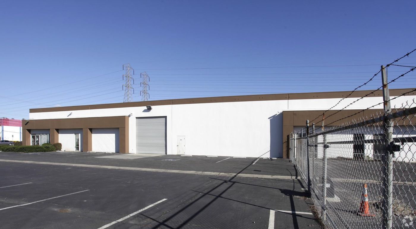 Industrial Property For Lease photo 4