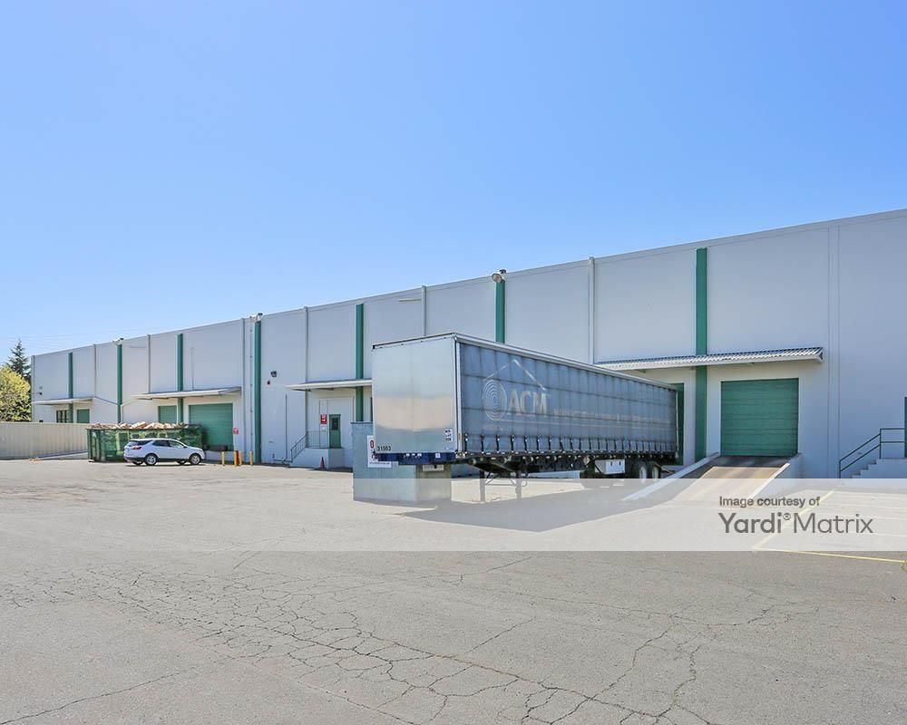 1609 Whipple Road photo 2