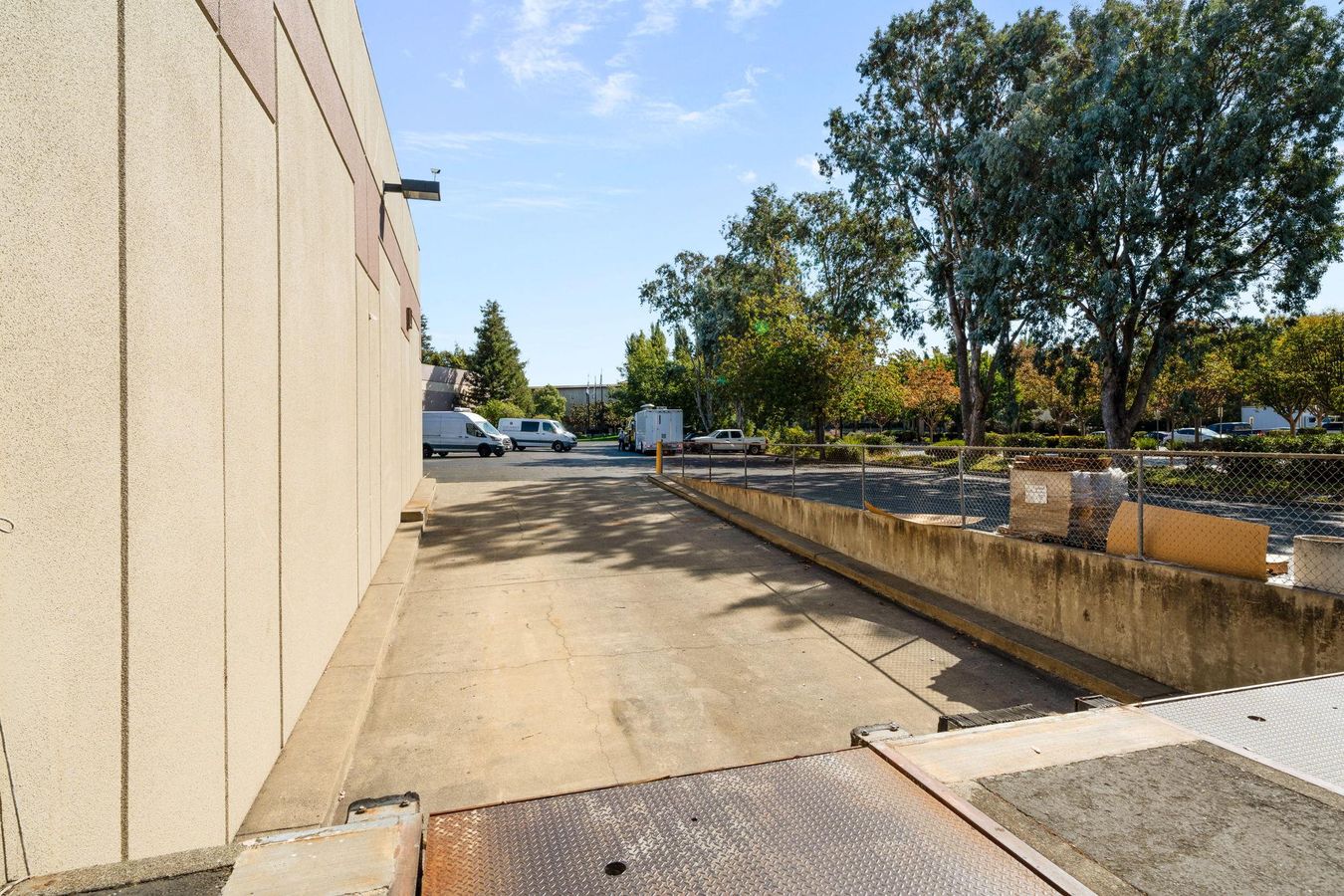 562 Technology Way photo 2