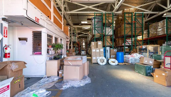 Warehouse Space for Rent at 622-626 N La Brea Ave Inglewood, CA 90302 - #4