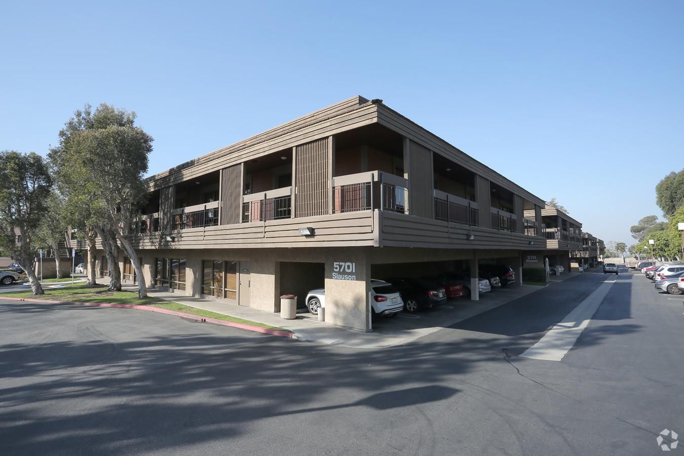 Bldg 2 photo 3