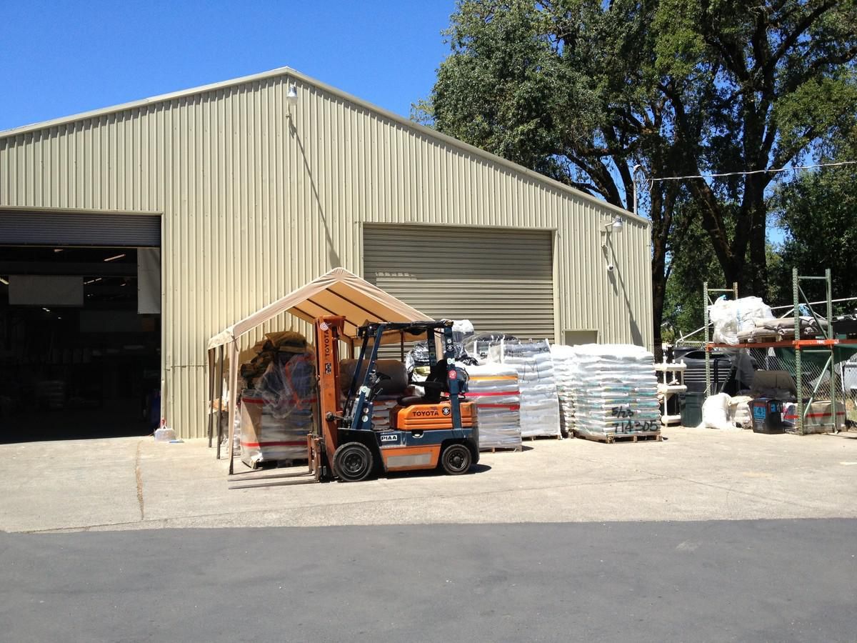 Industrial Building Sublease photo 3