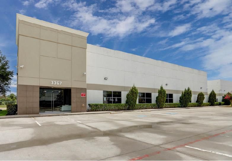 3367 N Sam Houston Pkwy W photo 1