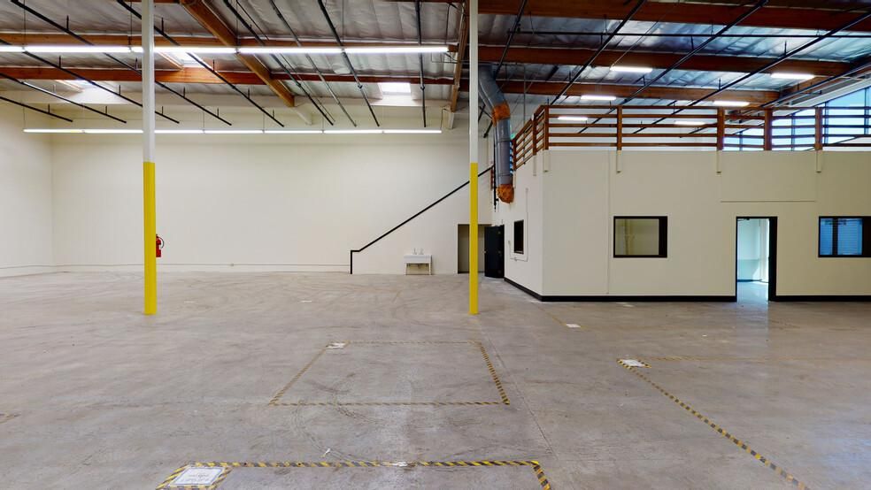 Somerset Business Center 7617-7621 Somerset Blvd photo 1
