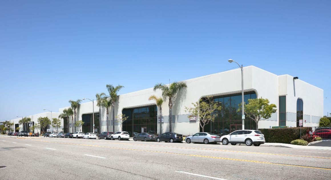 11832-11954 La Cienega Boulevard photo 1