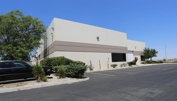 Warehouse Space for Sale at 616 Rancho Vista Blvd Palmdale, CA 93550 - #15