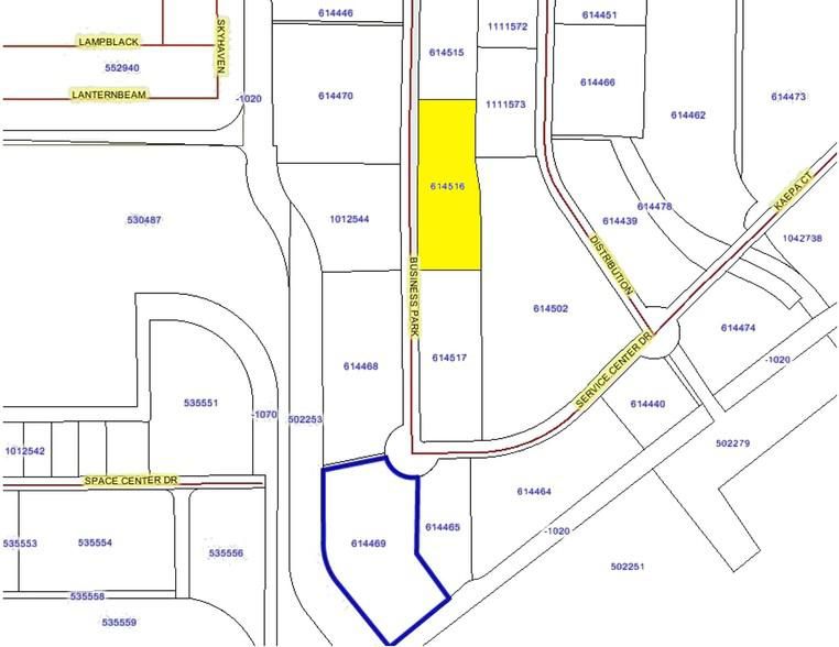 Building 13 5602-5620 Business Park photo 3