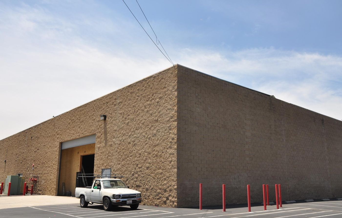 Fontana Warehouse photo 1