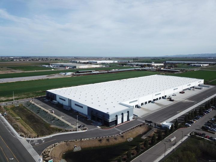 Tracy Pescadero Distribution Center