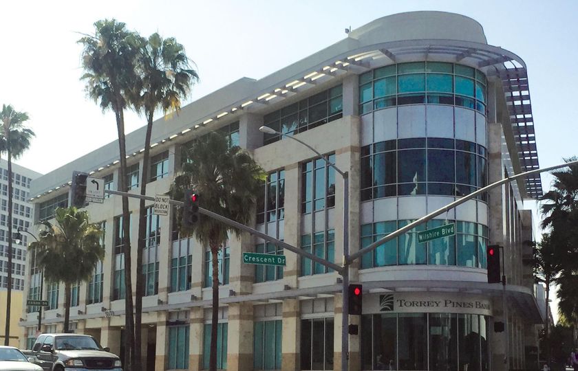 Wilshire Crescent