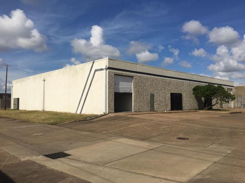 Bldg 400 7311 Galveston Rd photo 2