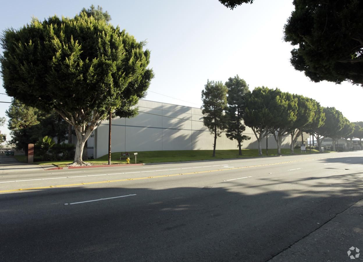 Industrial Property For Lease photo 2