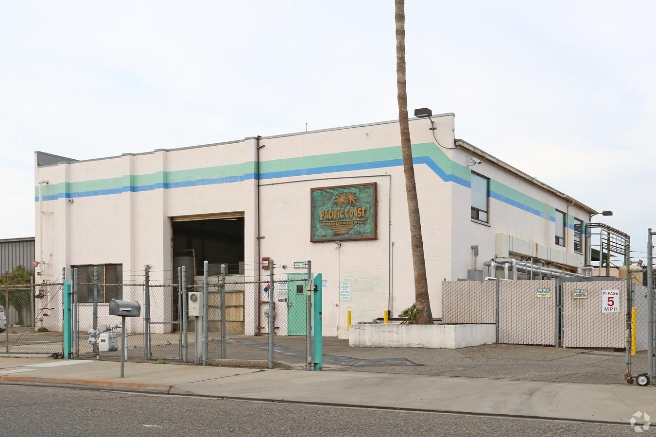 Industrial Property For Lease photo 1