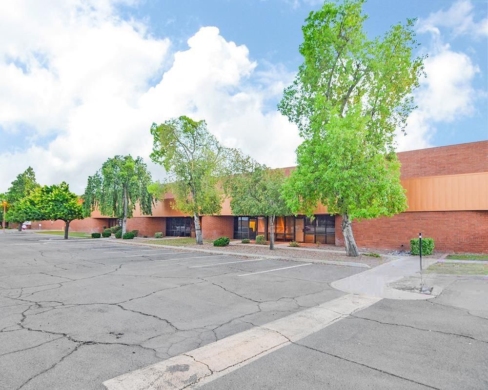 18008 North Black Canyon Hwy - Building B photo 2