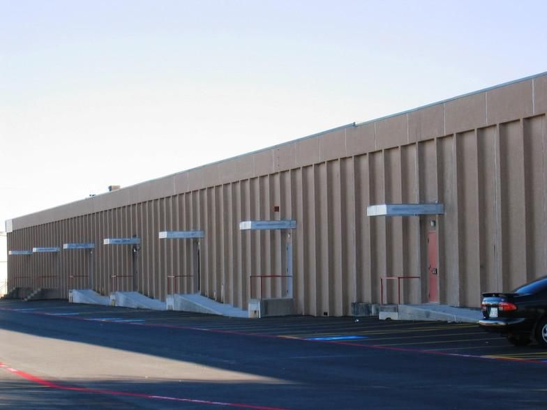 8717 Forum Way photo 2