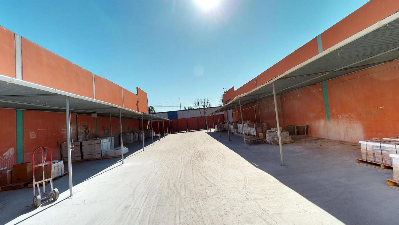 Green Zone Warehouse for Sale photo 4