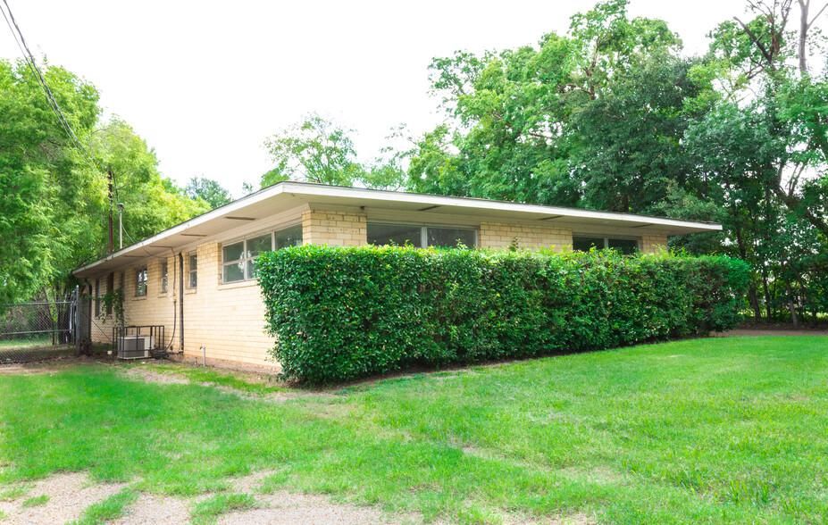 7818 Brookhollow Rd photo 3