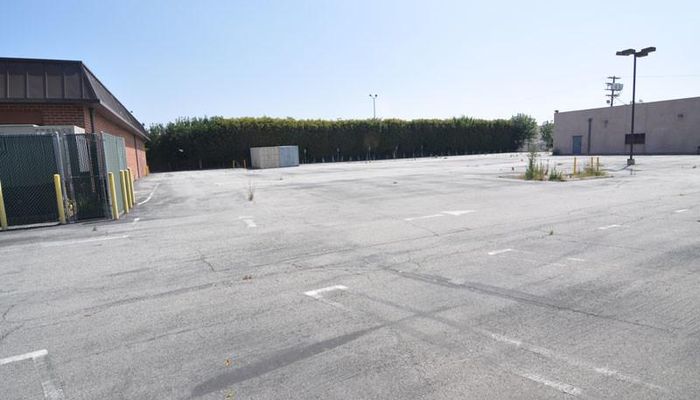 Warehouse Space for Rent at 7833 Haskell Ave Van Nuys, CA 91406 - #5