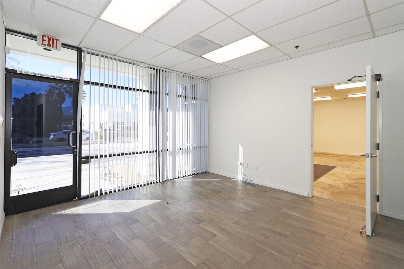 77650 Enfield Ln photo 3