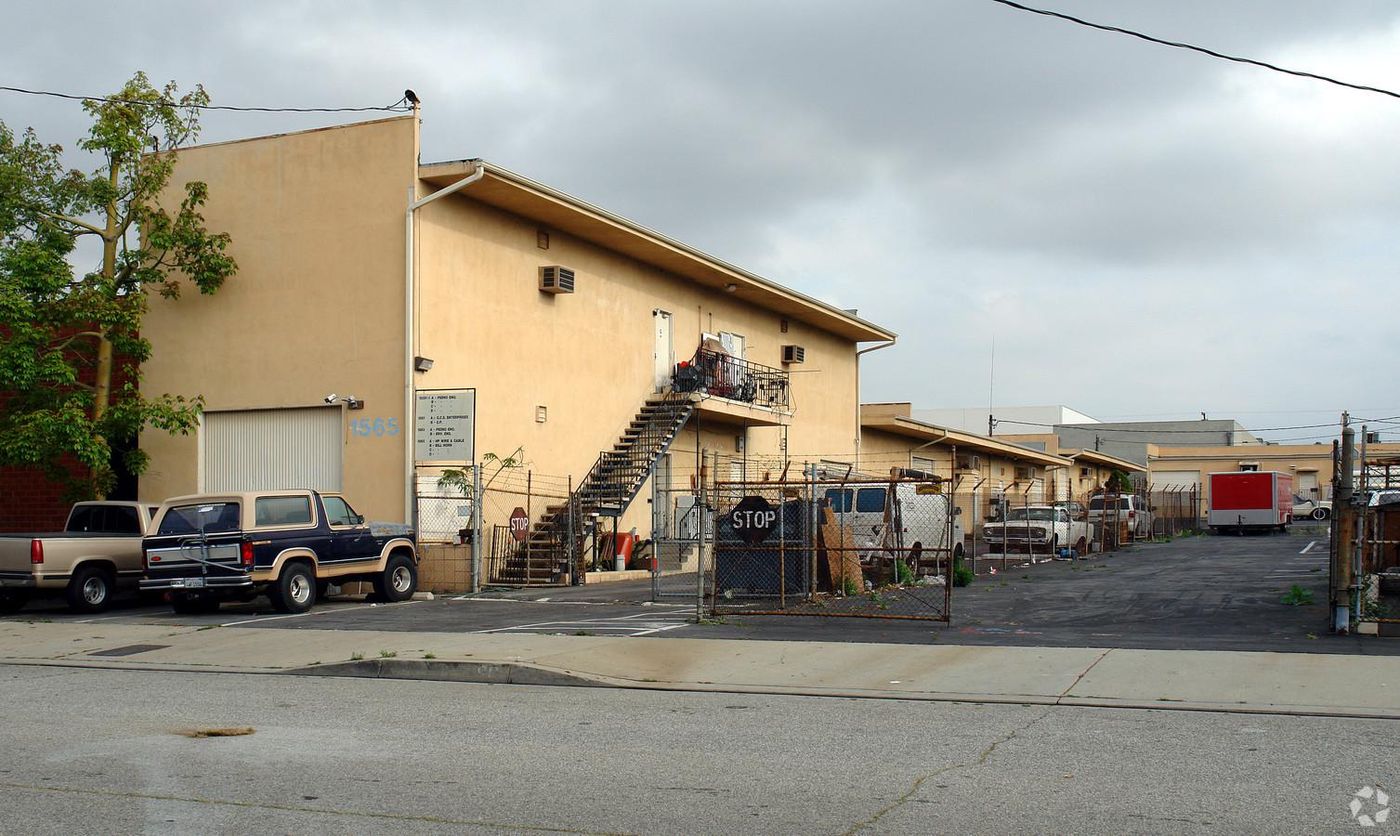 Industrial Property For Lease photo 4