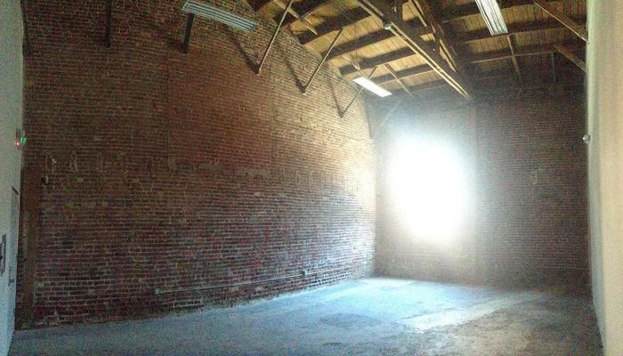 Warehouse Space for Rent at 2035 Bay St Los Angeles, CA 90021 - #11