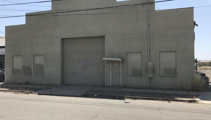 Warehouse Space for Sale at 1505 N Thesta St Fresno, CA 93703 - #35