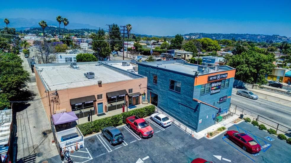 2985-2999 Glendale Blvd photo 4