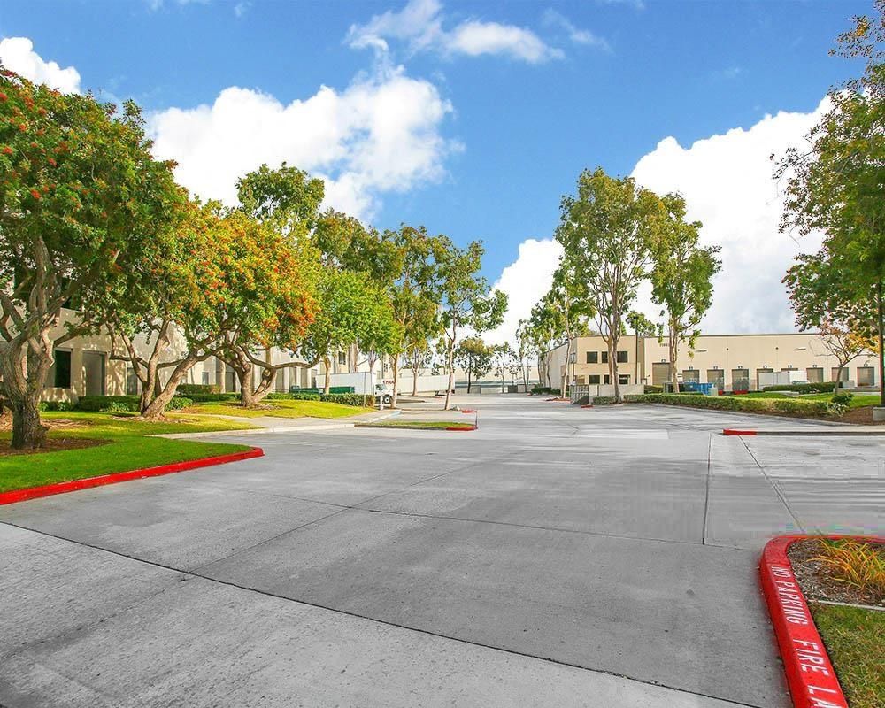 Rancho Bernardo Distribution Center - Bldg. B photo 2