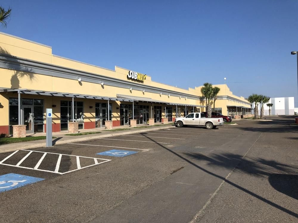 Ridge Commerce Center I photo 4