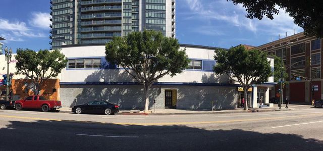 Flex Property For Lease
