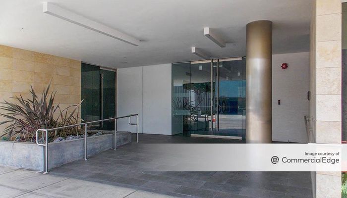 Office Space for Rent at 400 South Beverly Drive Beverly Hills, CA 90212 - #5