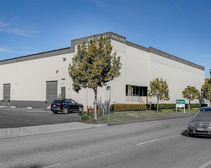 Alondra Industrial Park