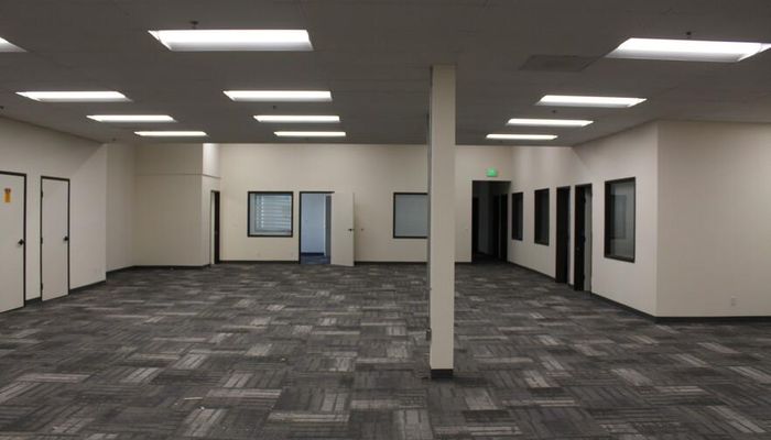 Warehouse Space for Rent at 2050-2080 E 49th St Vernon, CA 90058 - #18