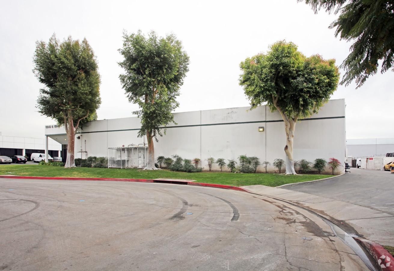 Industrial Property For Lease photo 4
