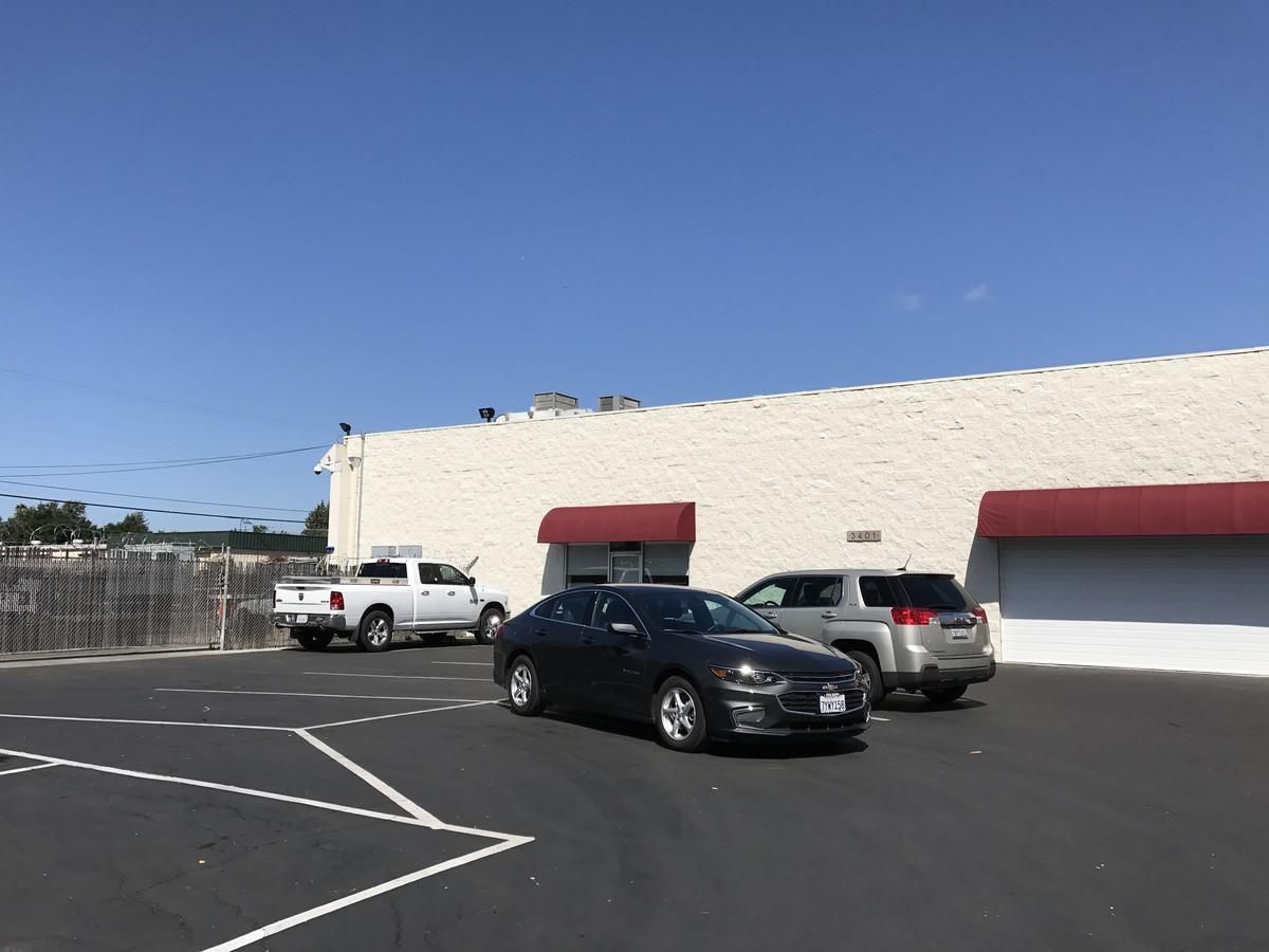 3401 Industrial Dr photo 3