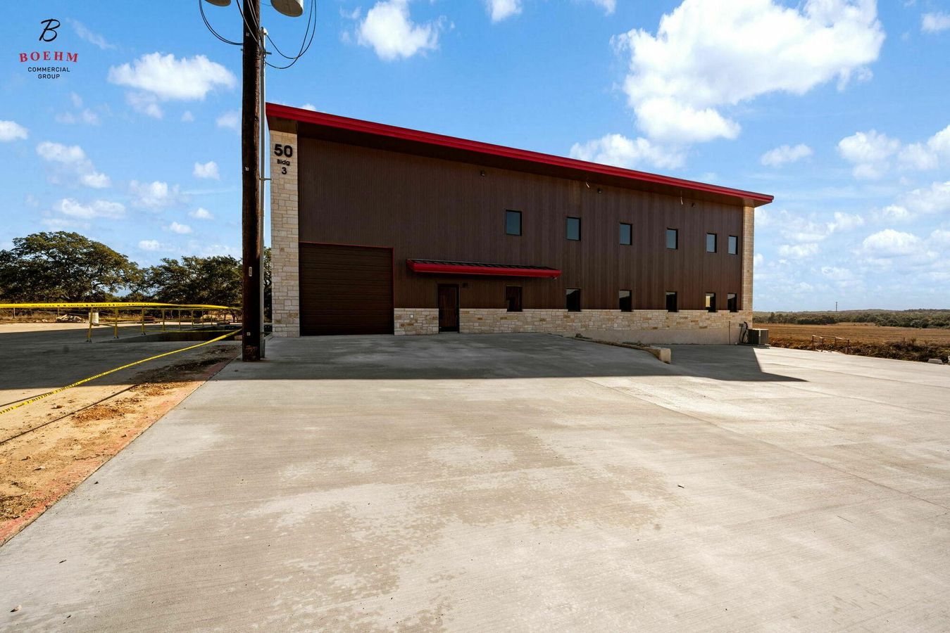 Warehouse/Office Building For Lease in Boerne Texas photo 2