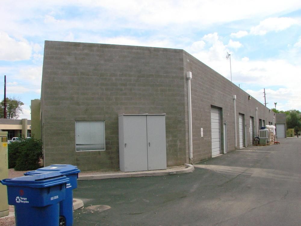 2010 E University Dr, Bldg 1 photo 2