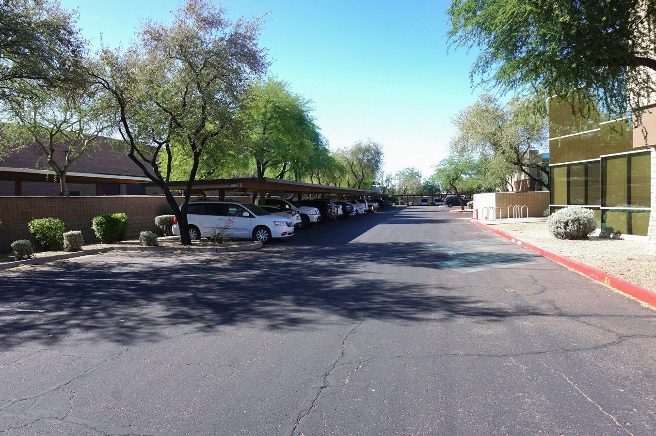 8515 E Anderson Dr photo 4