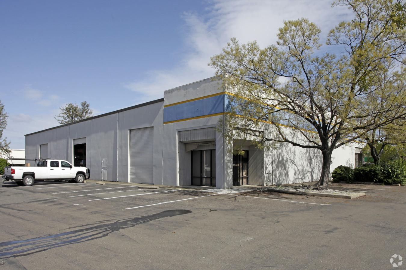 Industrial Property For Sale photo 1