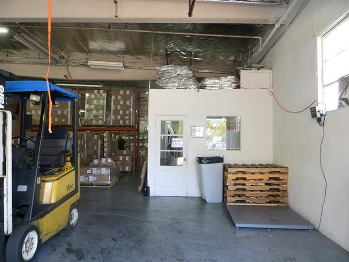 Nice Warehouse Space photo 3
