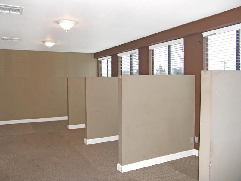 Multiple Spaces Property For Lease photo 4