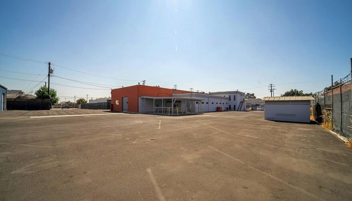 Warehouse Space for Rent at 14208 Towne Ave Los Angeles, CA 90061 - #57