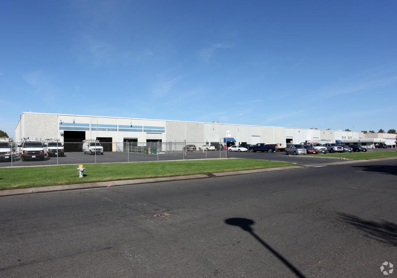 Industrial Property For Sale photo 4
