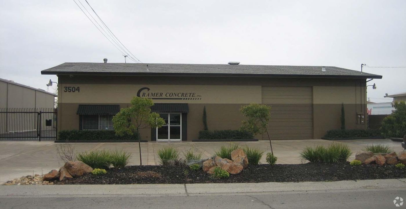 Industrial Property For Lease photo 3