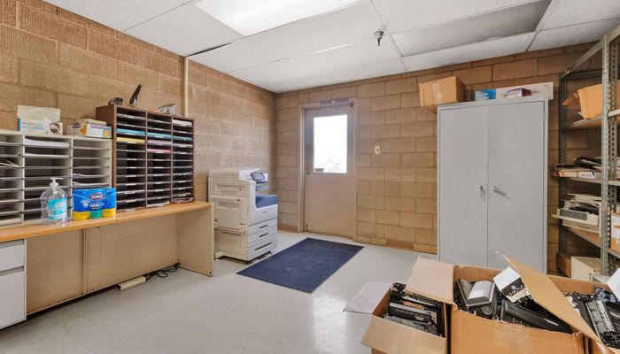 Warehouse Space for Rent at 2645 S Chestnut Ave Fresno, CA 93725 - #3