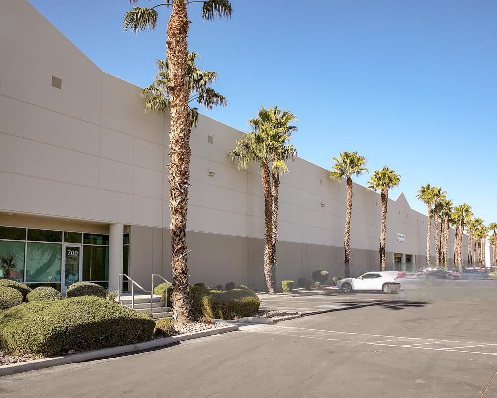 Las Vegas Corporate Center - Bldg. 7 photo 1