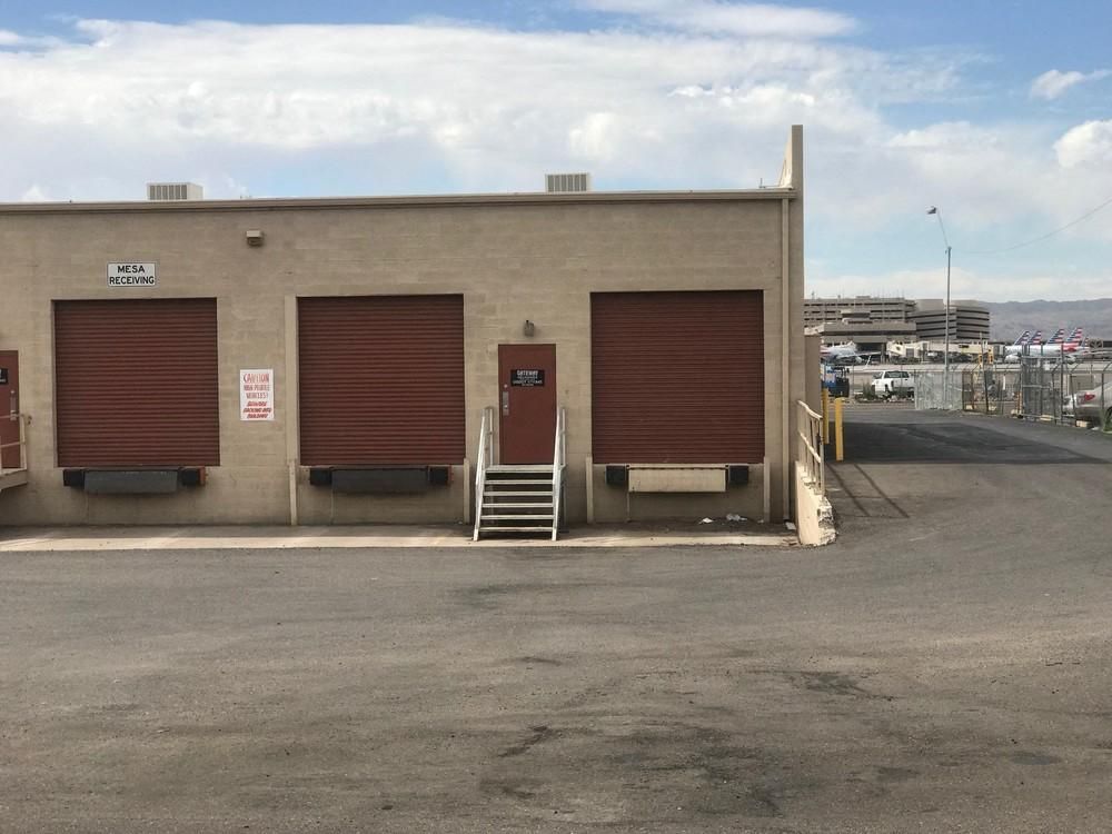 3902 E. Air Lane photo 3